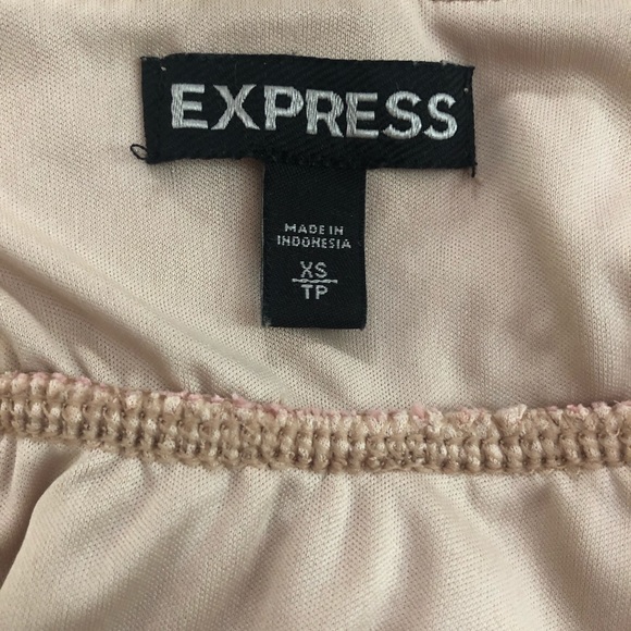 EXPRESS tiered pink lace front crisscross tank top size extra small - Picture 3 of 8